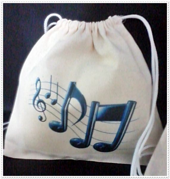 Mochila tamanho 30x35 personalizada